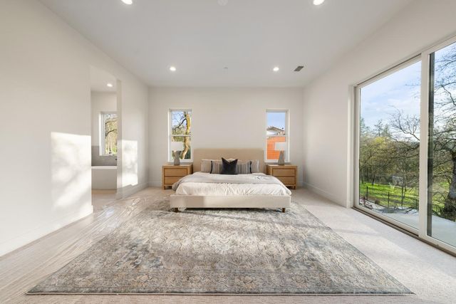 23638 Eaglepoint Ct, Auburn, CA 95602