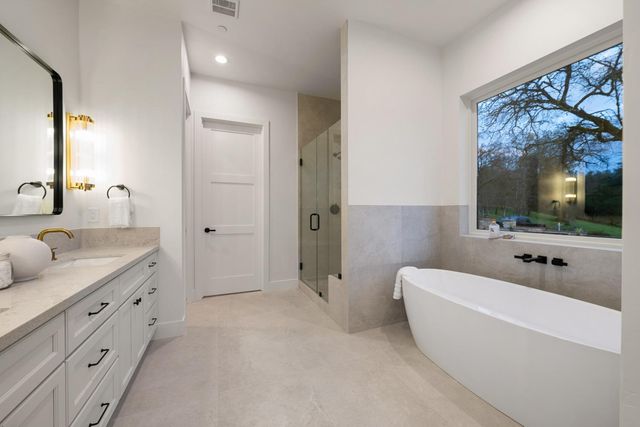 23638 Eaglepoint Ct, Auburn, CA 95602