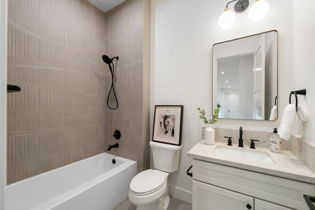 23638 Eaglepoint Ct, Auburn, CA 95602