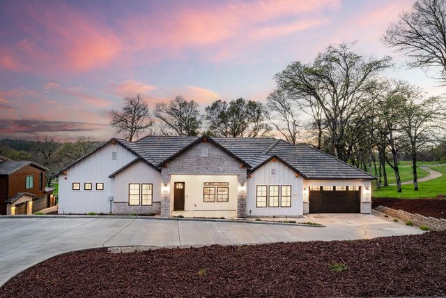 23638 Eaglepoint Ct, Auburn, CA 95602