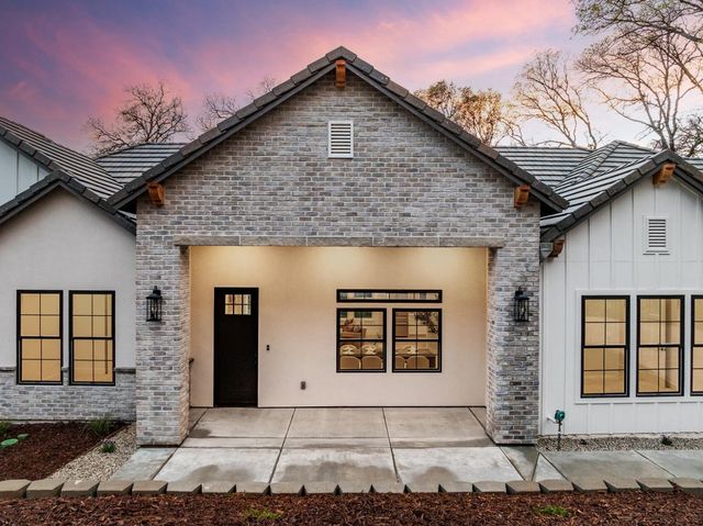 23638 Eaglepoint Ct, Auburn, CA 95602