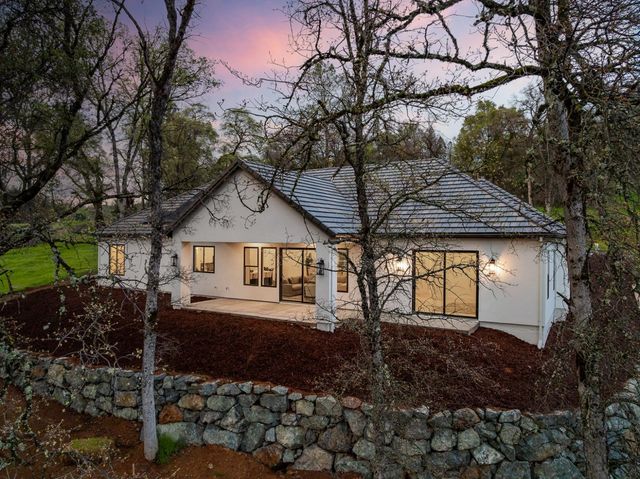 23638 Eaglepoint Ct, Auburn, CA 95602