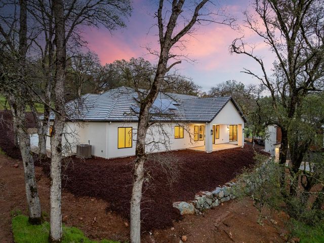 23638 Eaglepoint Ct, Auburn, CA 95602