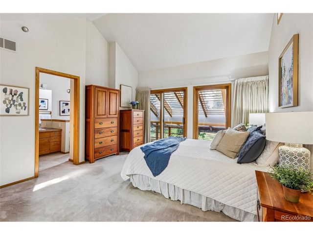 6624 Cherokee Ct, Niwot, CO 80503