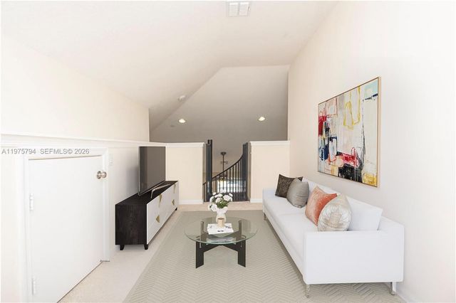 8140 Cascada Isles Dr, Cooper City, FL 33024