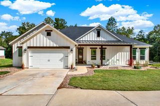6114 E Bluff Court, Magnolia, TX 77354