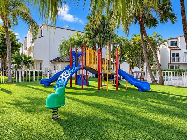 8630 NW 5th Terrace 16-208, Miami, FL 33126