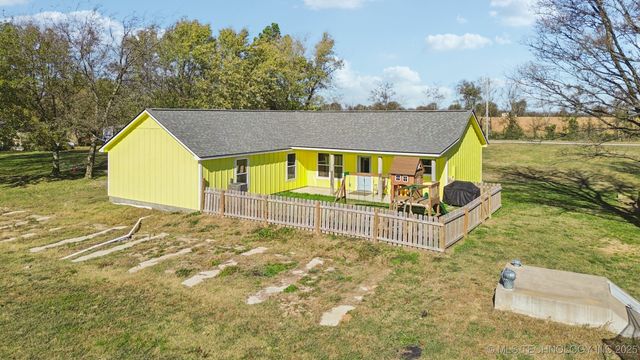 2152 E 430 Road, Adair, OK 74330