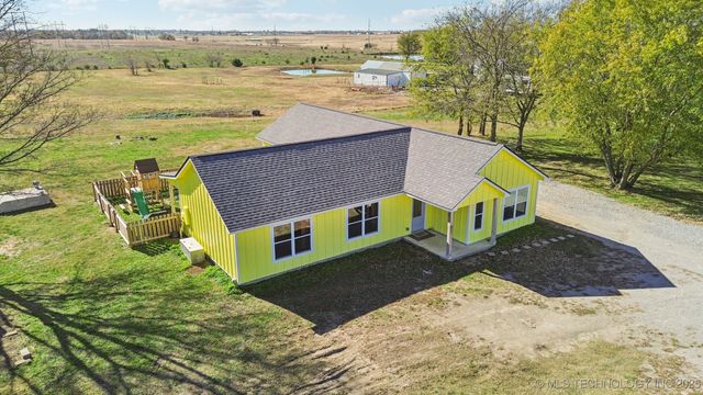 2152 E 430 Road, Adair, OK 74330