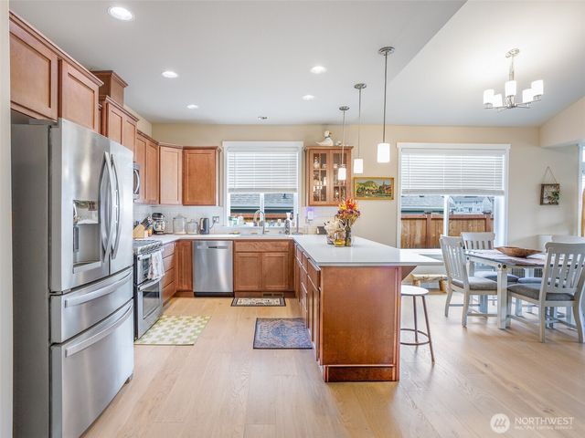 9744 Brayden Court SE, Olympia, WA 98513