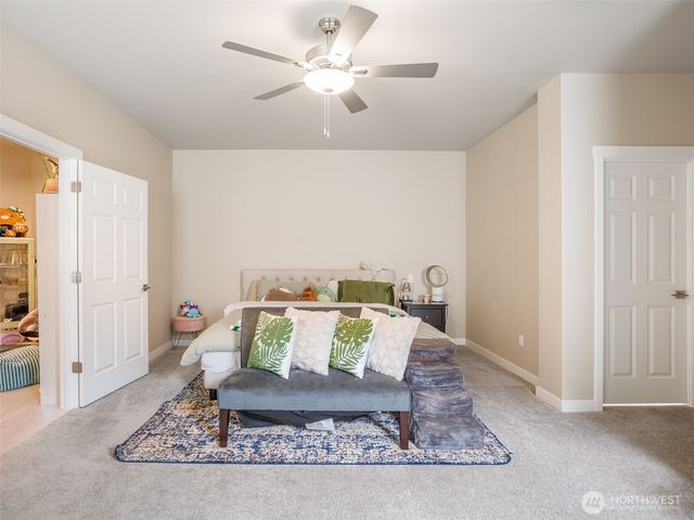 9744 Brayden Court SE, Olympia, WA 98513