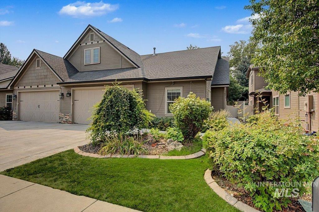 2561 E Satterfield Street, Meridian, ID 83646 photo 3