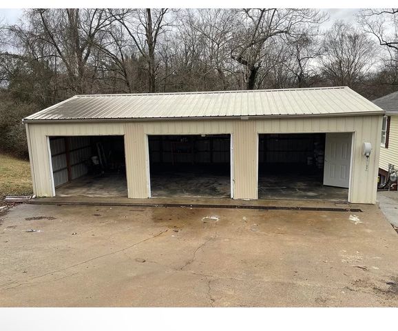 428 Shelby St, Clarksville, TN 37042