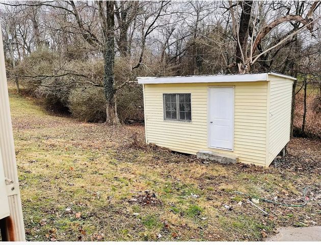 428 Shelby St, Clarksville, TN 37042