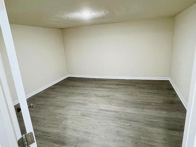 428 Shelby St, Clarksville, TN 37042