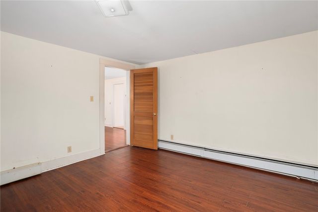 292 Boulevard, Middletown, RI 02842