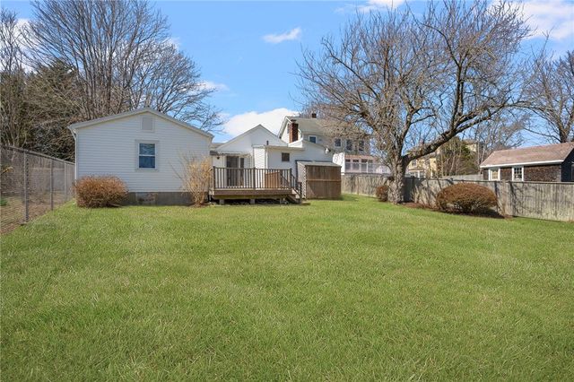 292 Boulevard, Middletown, RI 02842