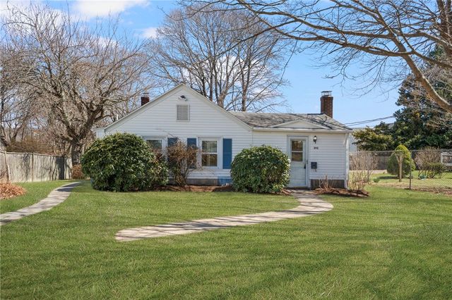 292 Boulevard, Middletown, RI 02842