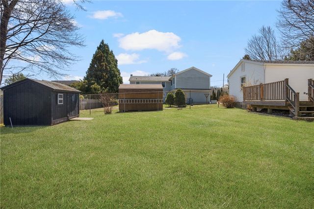 292 Boulevard, Middletown, RI 02842