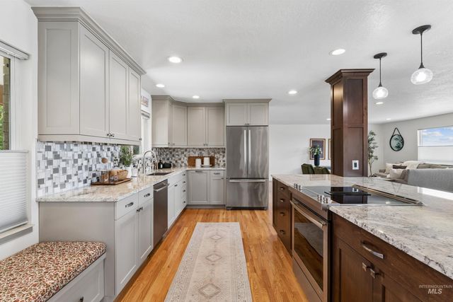 406 S Bitteroot Dr, Boise, ID 83709