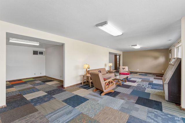 406 S Bitteroot Dr, Boise, ID 83709