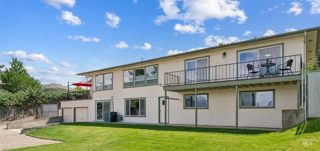 406 S Bitteroot Dr, Boise, ID 83709