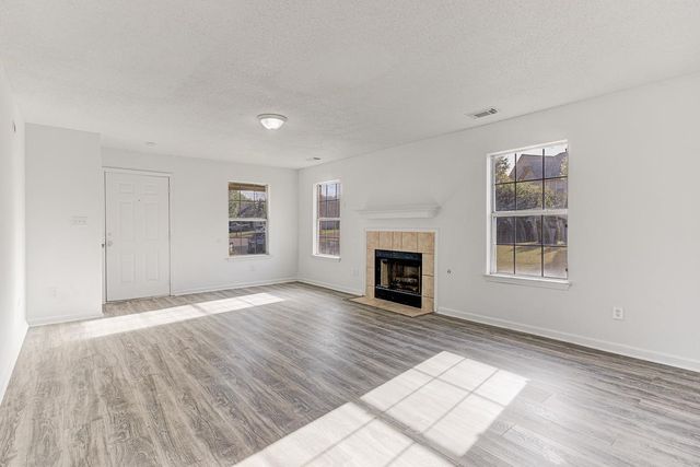 6928 NAPLES DR, Memphis, TN 38018