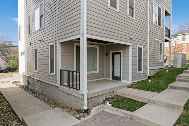 514 31st Ave, N, Nashville, TN 37209