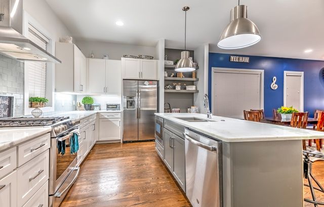 514 31st Ave, N, Nashville, TN 37209