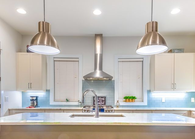 514 31st Ave, N, Nashville, TN 37209