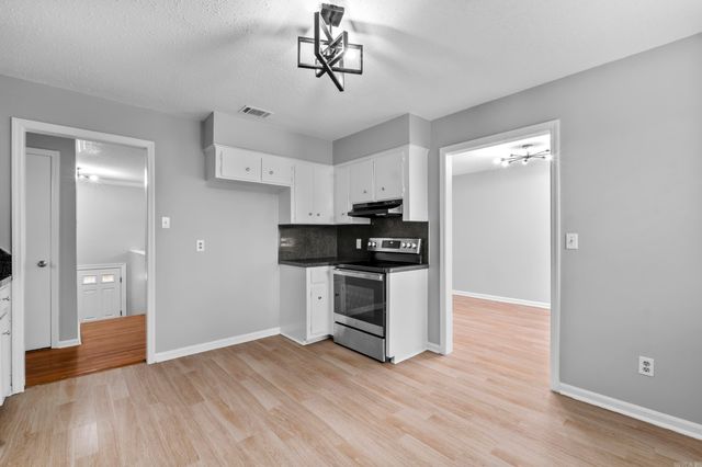 12224 Shawnee Forest Drive, Little Rock, AR 72212