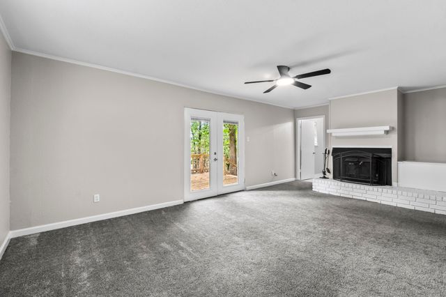 12224 Shawnee Forest Drive, Little Rock, AR 72212