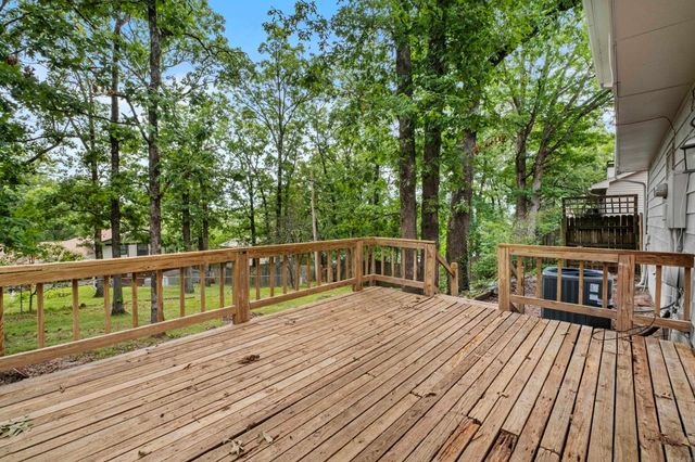 12224 Shawnee Forest Drive, Little Rock, AR 72212