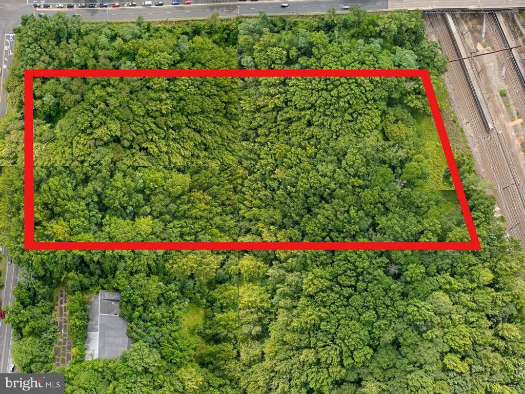 834 VILLAGE, Princeton Junction, NJ 08550