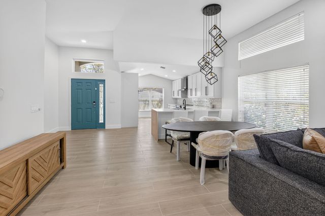 1095 Anchor Point, Delray Beach, FL 33444