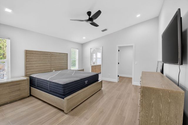 1095 Anchor Point, Delray Beach, FL 33444