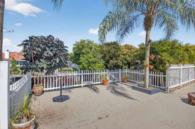 1095 Anchor Point, Delray Beach, FL 33444
