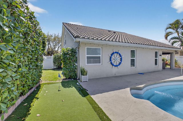 1095 Anchor Point, Delray Beach, FL 33444