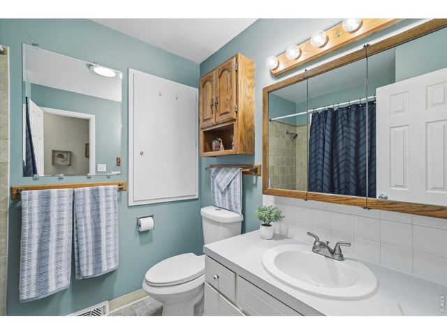 354 S 5th St, La Salle, CO 80645