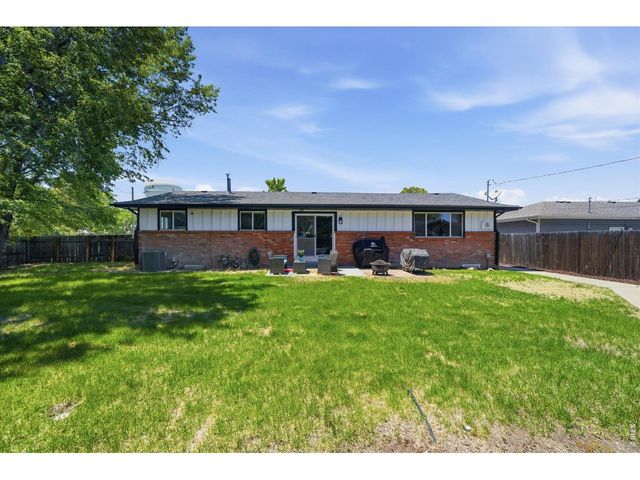 354 S 5th St, La Salle, CO 80645