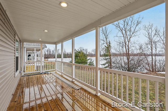 1283 E Ellis Road 31, Norton Shores City, MI 49441