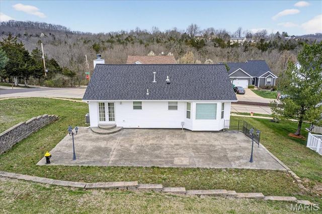 3122 Valley Oaks Drive, Imperial, MO 63052