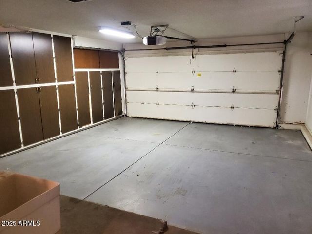 9350 W GLEN OAKS Circle N, Sun City, AZ 85351