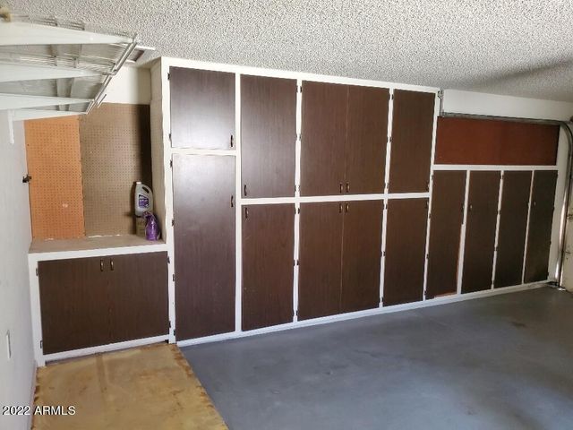 9350 W GLEN OAKS Circle N, Sun City, AZ 85351