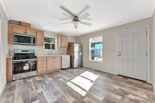 2505 Woodbridge Avenue 19L, Edison, NJ 08817