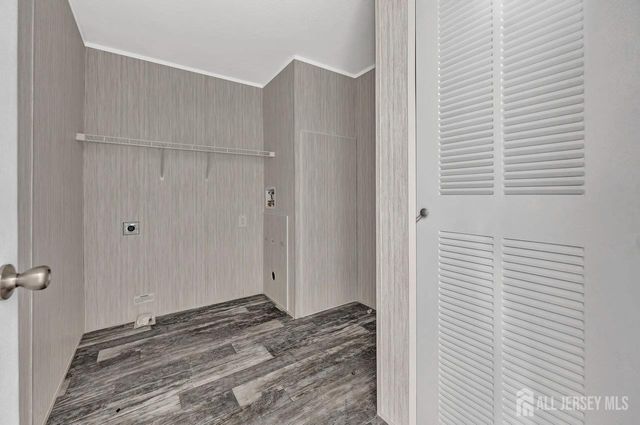 2505 Woodbridge Avenue 19L, Edison, NJ 08817