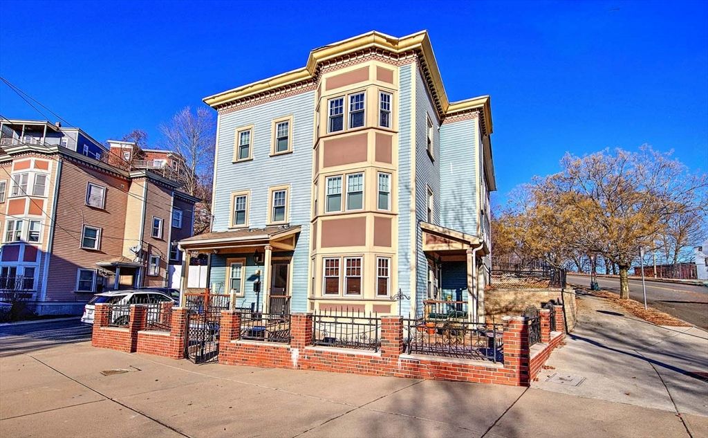 3 Wensley St 1, Boston, MA 02120