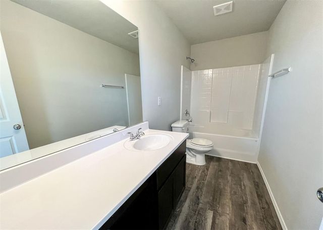 11909 Jude Way, Yukon, OK 73099