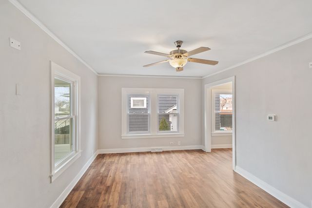 1020 Woodlawn Avenue, Waukegan, IL 60085