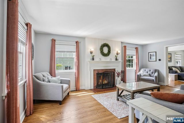30 Sherbrooke Parkway, Livingston, NJ 07039